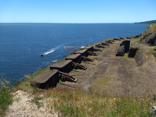 banco Castillo De La Pura Y Limpia Concepción De Monfort De Lemus