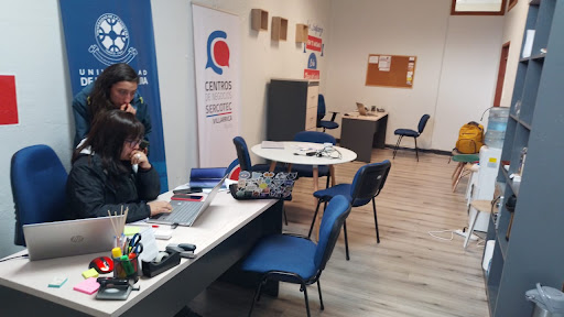 banco Centro De Negocios Sercotec Villarrica / Pucón